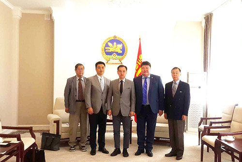总经理张奇先生会见蒙古国外交部长朝格特巴特尔先生 